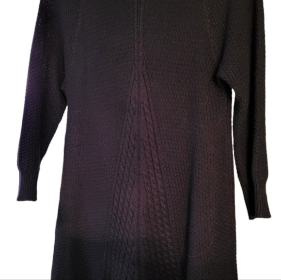 Gorgeous Detailed Navy Sweater - Picture 3 of 5